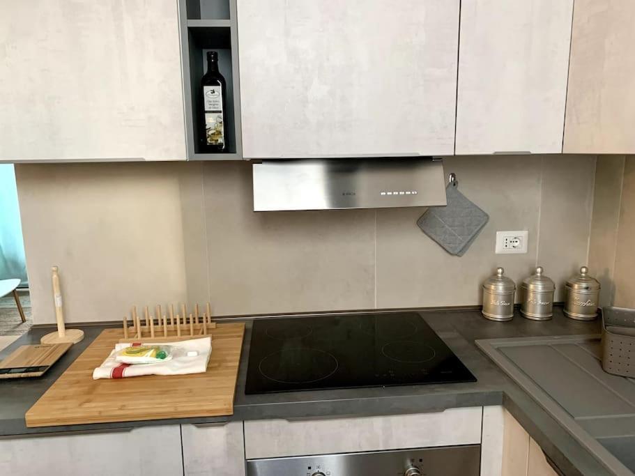 Appartamento Con Terrazzo Sui Tetti Milanesi ภายนอก รูปภาพ