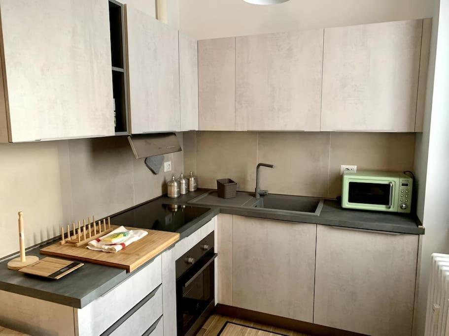 Appartamento Con Terrazzo Sui Tetti Milanesi ภายนอก รูปภาพ